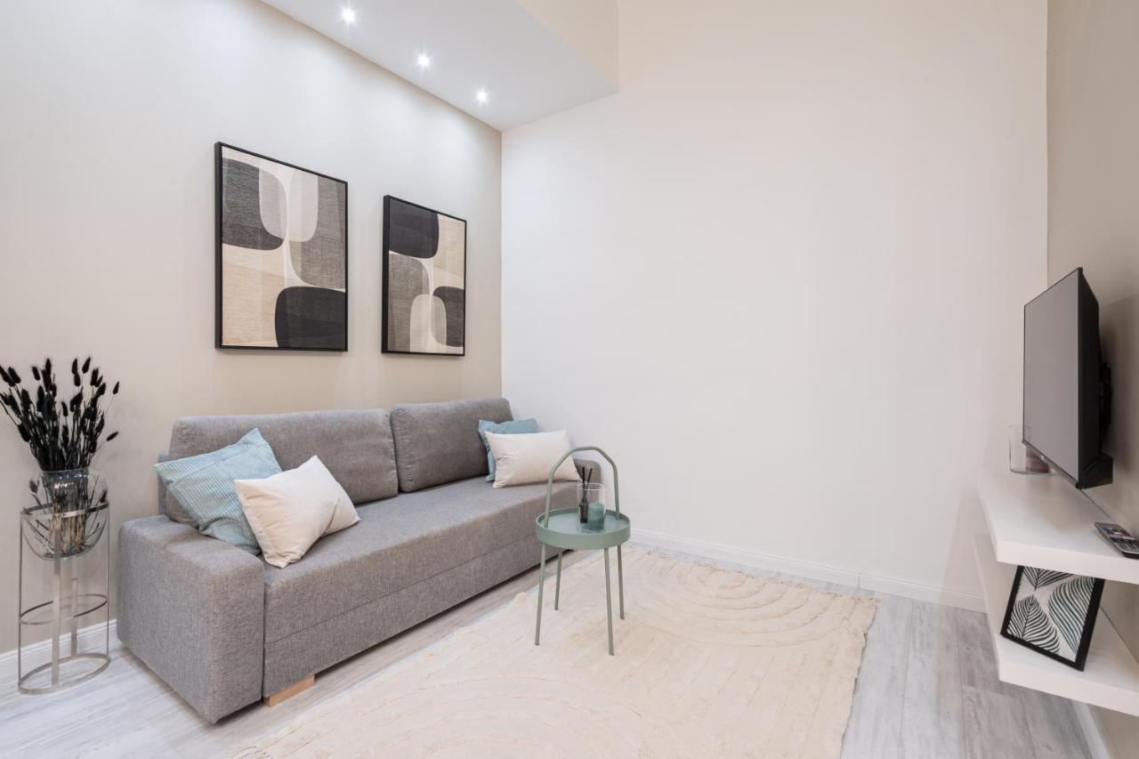 Apartamento Kl31 - Urban Escape - Prime Location - Klauzal Square By Bqa Budapest Exterior foto