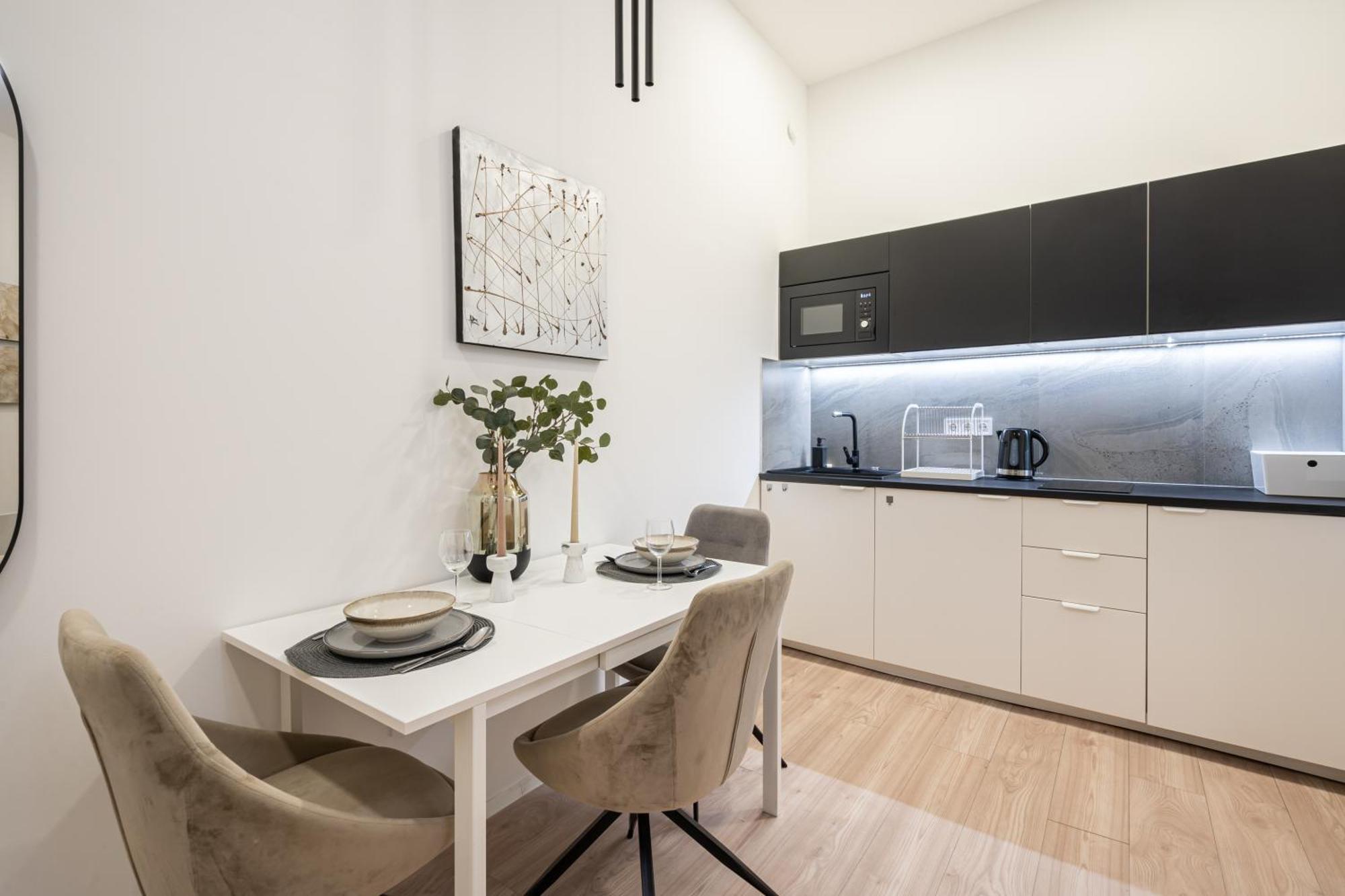 Apartamento Kl31 - Urban Escape - Prime Location - Klauzal Square By Bqa Budapest Exterior foto