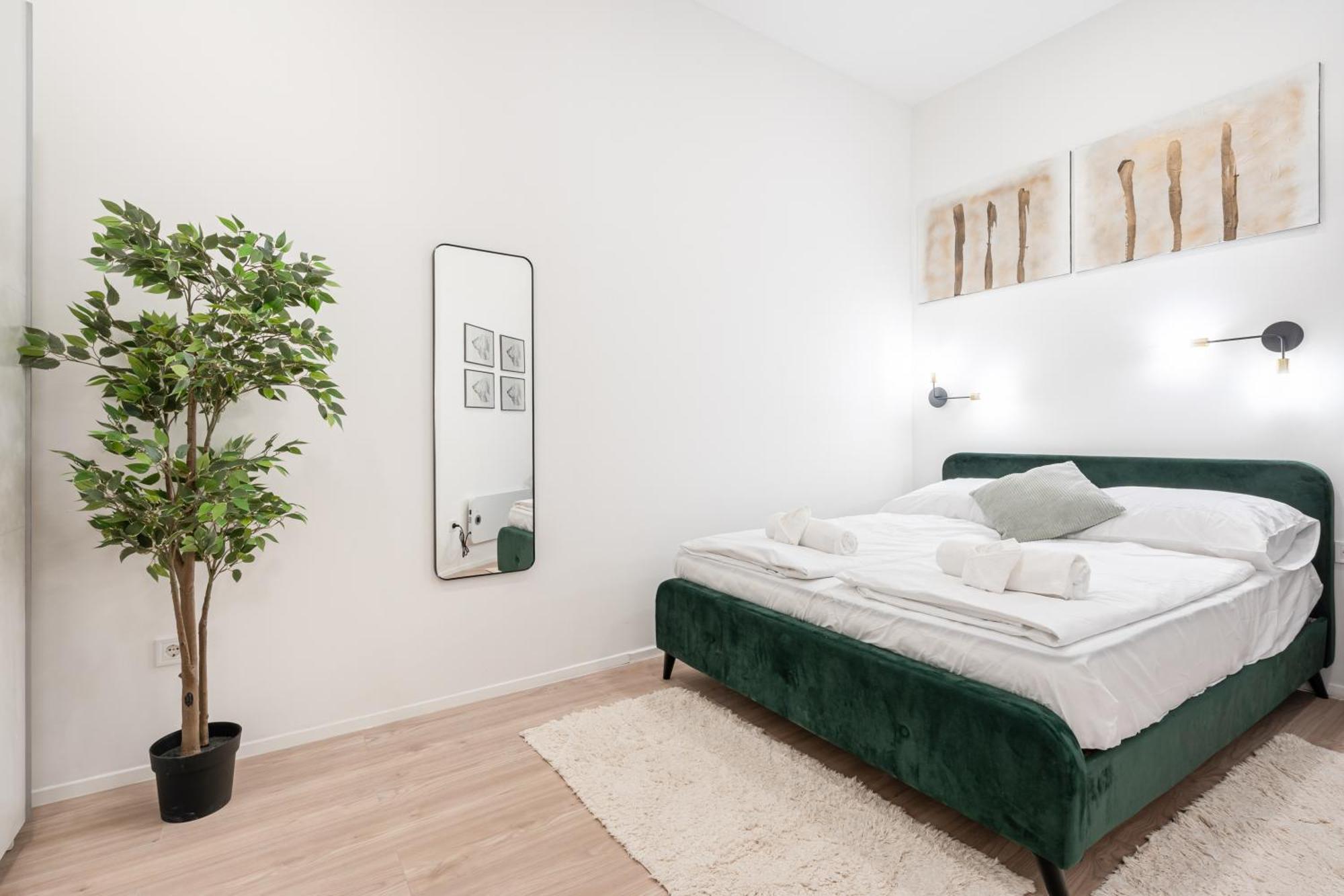 Apartamento Kl31 - Urban Escape - Prime Location - Klauzal Square By Bqa Budapest Exterior foto