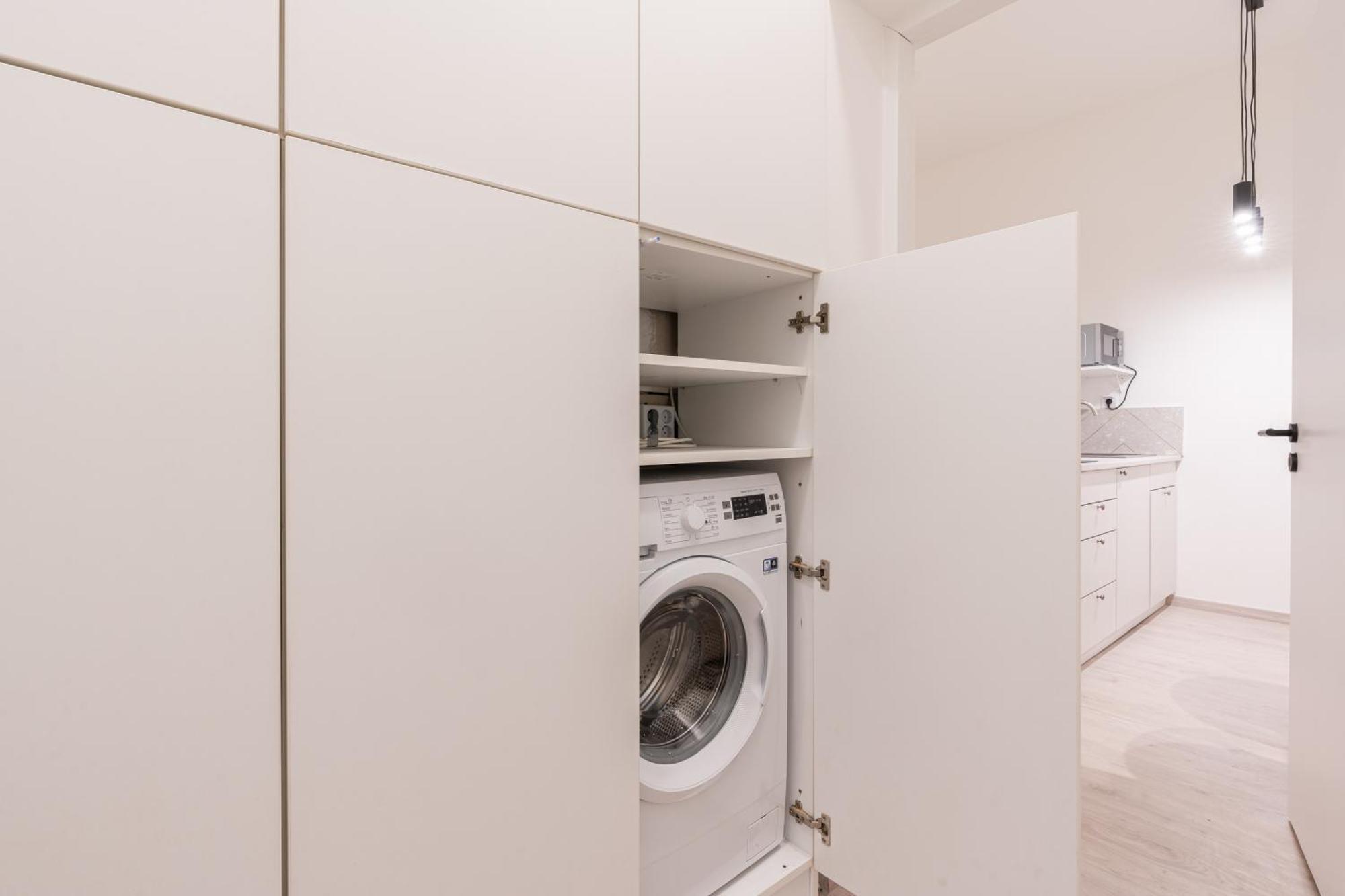 Apartamento Kl31 - Urban Escape - Prime Location - Klauzal Square By Bqa Budapest Exterior foto